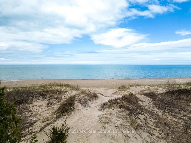 Additional image 36 of 64 Thompson Ave