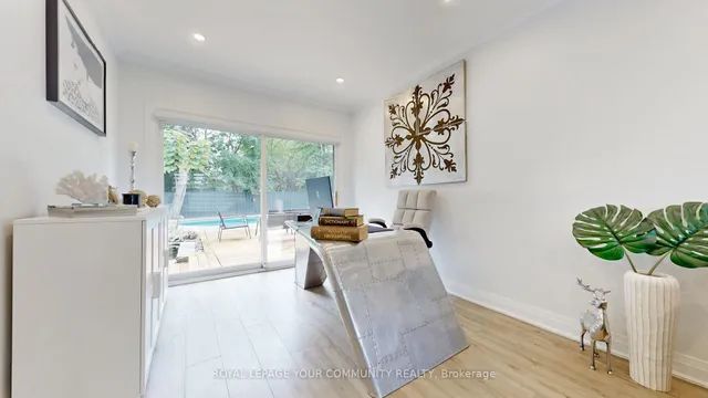 Additional image 23 of 33 Cloebury Crt