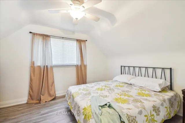 Additional image 5 of 1 Huntsmoor Rd