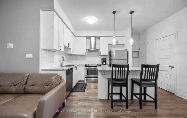 Additional image 18 of 82 Daylily Lane