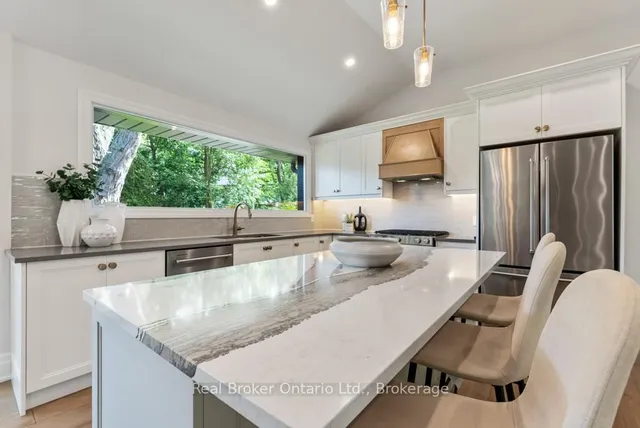 Additional image 7 of 307 South Crt