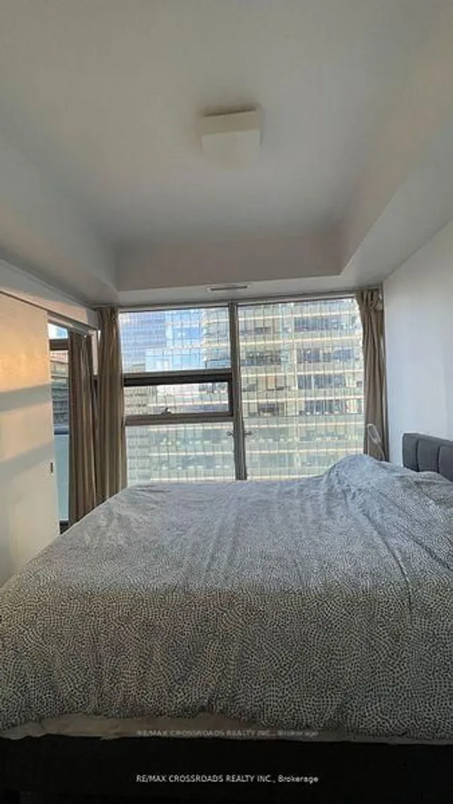 Additional image 8 of 12 York St Unit 2709