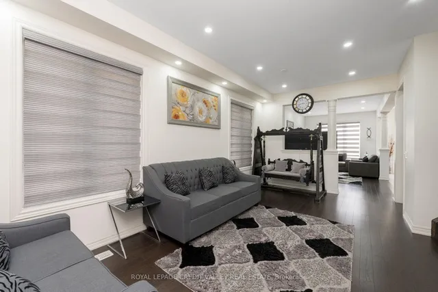 Additional image 8 of 83 Padbury Tr