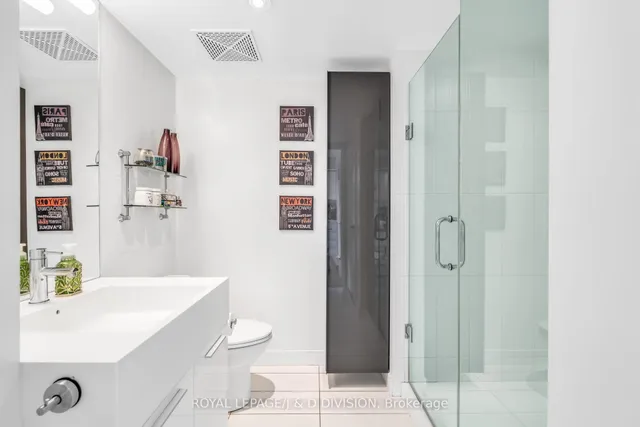 Additional image 15 of 25 Capreol Crt Unit 2208