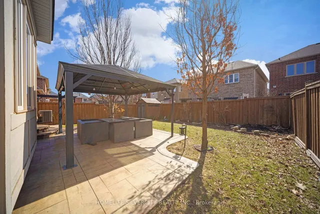 Additional image 38 of 3192 Sorrento Cres