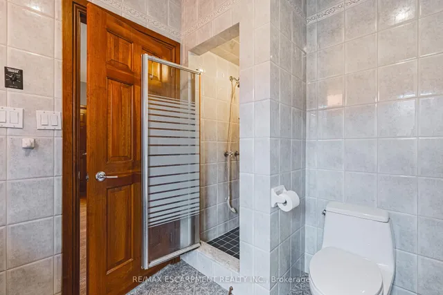 Additional image 29 of 388 Hemlock Ave