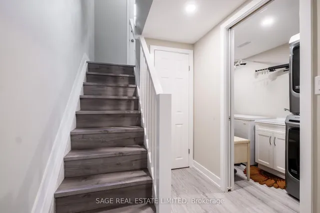 Additional image 33 of 52 Glen Agar Dr