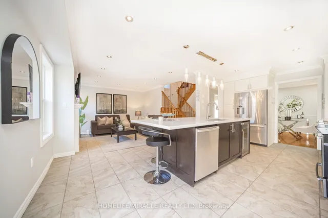 Additional image 17 of 21 National Cres