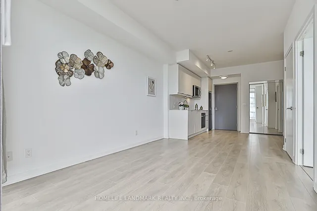 Additional image 8 of 38 Forest Manor Rd Unit 901