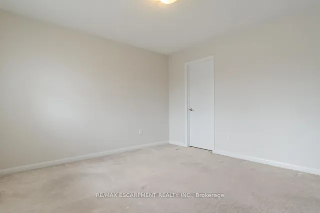 Additional image 39 of 255 Monaghan Cres