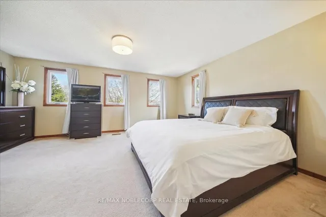 Additional image 15 of 340 Laurentian Ave