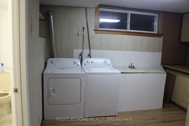 Additional image 34 of 90 Foxbar Rd