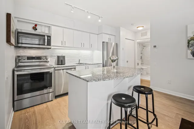 Additional image 8 of 33 Sheppard Ave Unit 1106