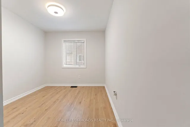 Additional image 29 of 43 Sprucewood Rd