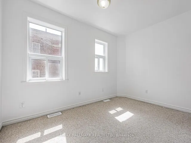 Additional image 12 of 8 Redwood Ave