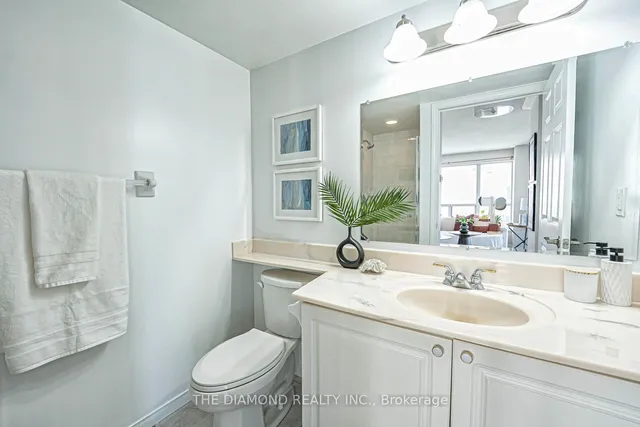 Additional image 18 of 909 Bay St Unit 2101