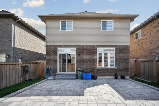 Additional image 25 of 87 Whistler St