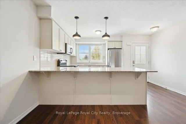 Additional image 9 of 701 Homer Watson Blvd Unit 86