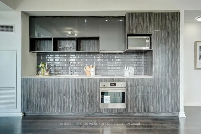 Additional image 14 of 52 Forest Manor Rd Unit 1102