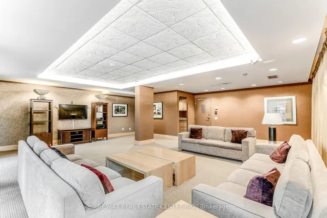 Additional image 32 of 5 Marine Parade Dr Unit 911