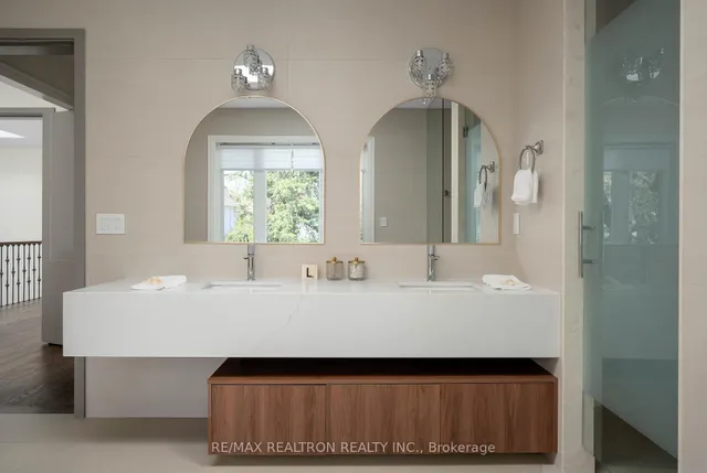 Additional image 36 of 146 Empress Ave