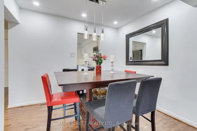 Additional image 8 of 725 Vermouth Ave Unit 18