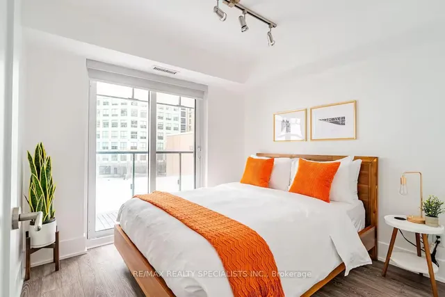 Additional image 8 of 300 Front St Unit 304