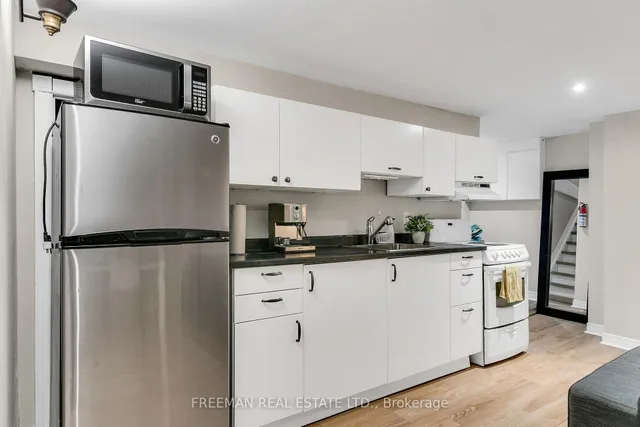 Additional image 29 of 14 Hilldale Rd