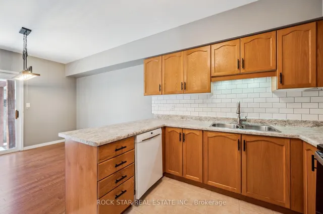 Additional image 14 of 55 Valridge Dr