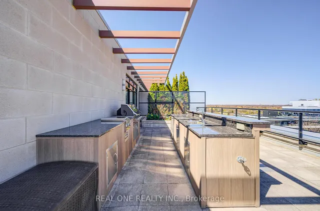 Additional image 37 of 21 Clairtrell Rd Unit Ph701