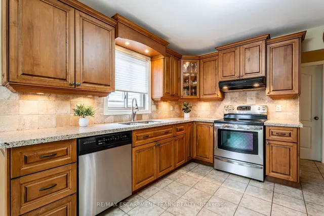 Additional image 34 of 345 Southcote Rd