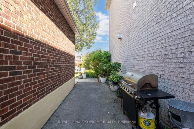 Additional image 30 of 901 St Clarens Ave