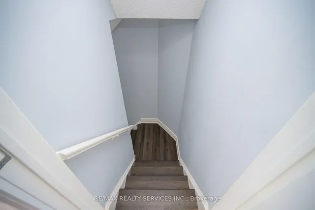 Additional image 37 of 24 Neville Cres