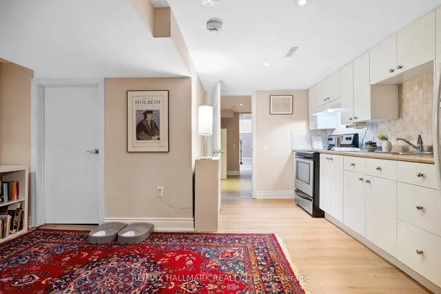 Additional image 36 of 85 Sorauren Ave