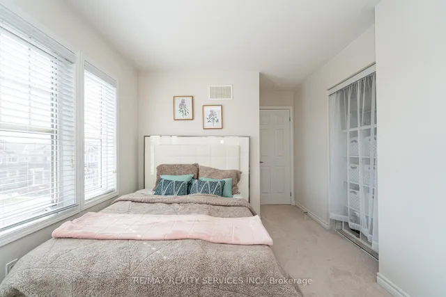 Additional image 39 of 23 Billiter Rd