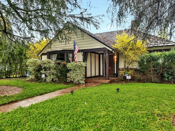 14060 Chandler Blvd, Sherman Oaks, CA 91401