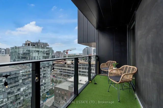 Additional image 19 of 629 King St Unit 1304