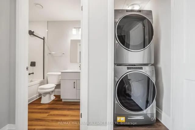 Additional image 12 of 108 Garment St Unit 1406