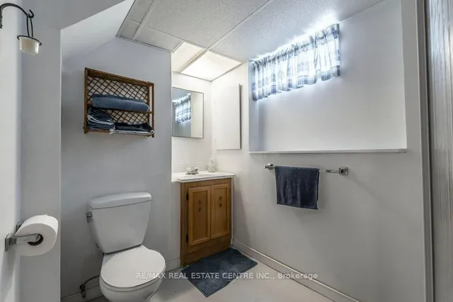 Additional image 28 of 65 Lorne Scots Dr