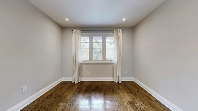 Additional image 30 of 43 Bamboo Grve