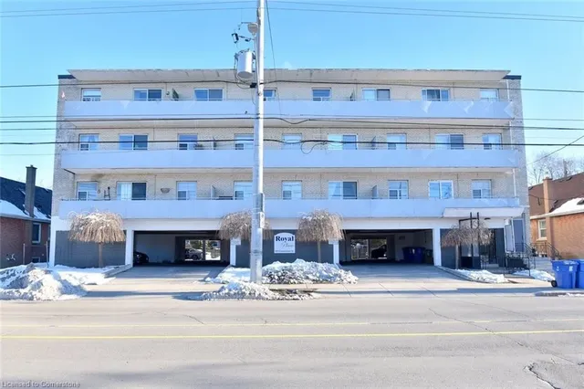 893 Concession St Unit 303