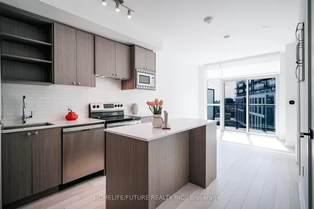 Additional image 10 of 60 George Butchart Dr Unit 718