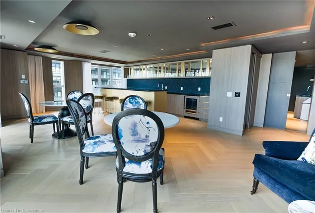 Additional image 17 of 405 Dundas St