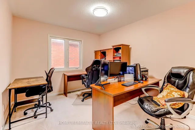 Additional image 23 of 652 Lott Cres