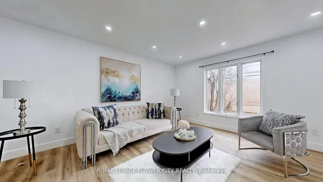 Additional image 2 of 101 Chipmunk Cres