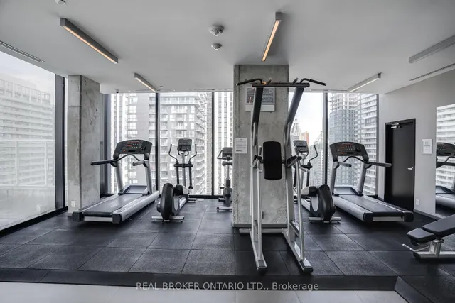 Additional image 31 of 11 Charlotte St Unit 2504