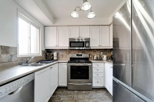 Additional image 22 of 5126 Des Jardines Dr