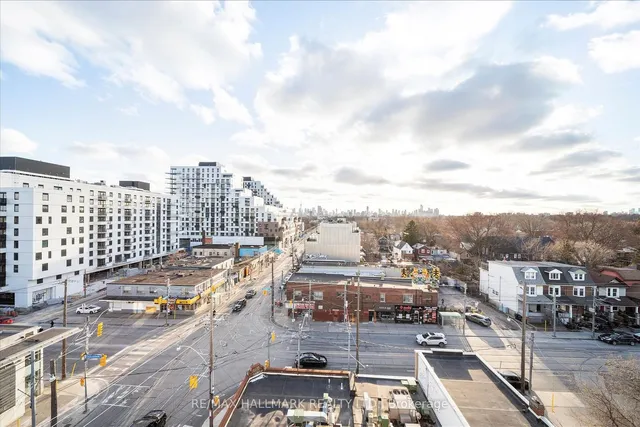 Additional image 27 of 1630 Queen St Unit 405