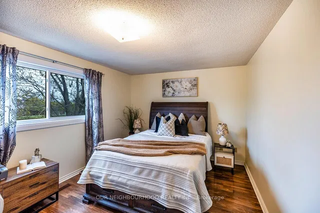 Additional image 18 of 87 Flamingo Cres