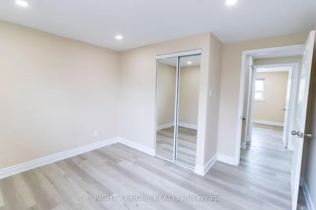 Additional image 23 of 36 Flamingo Cres